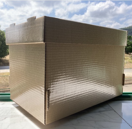 Caja de cartón con plastificado antihumedad